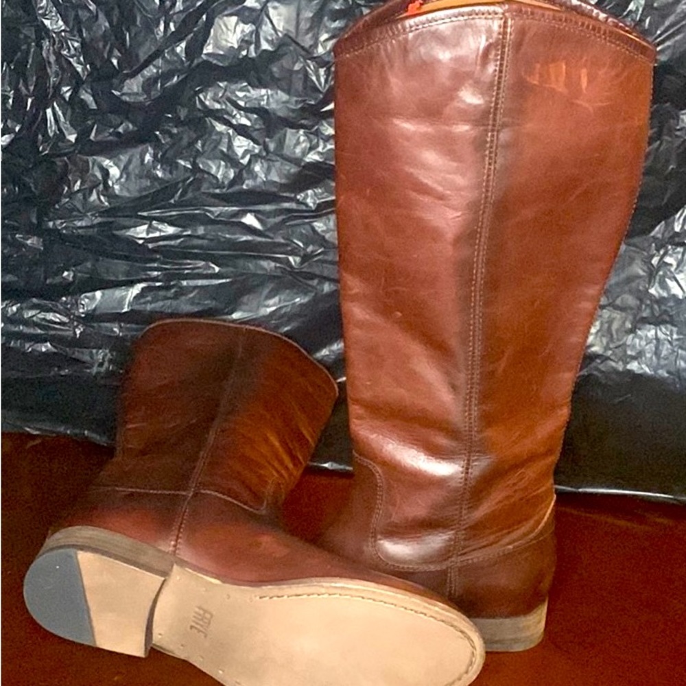 Frye and CO Brown leather riding boots. New, never worn. No box